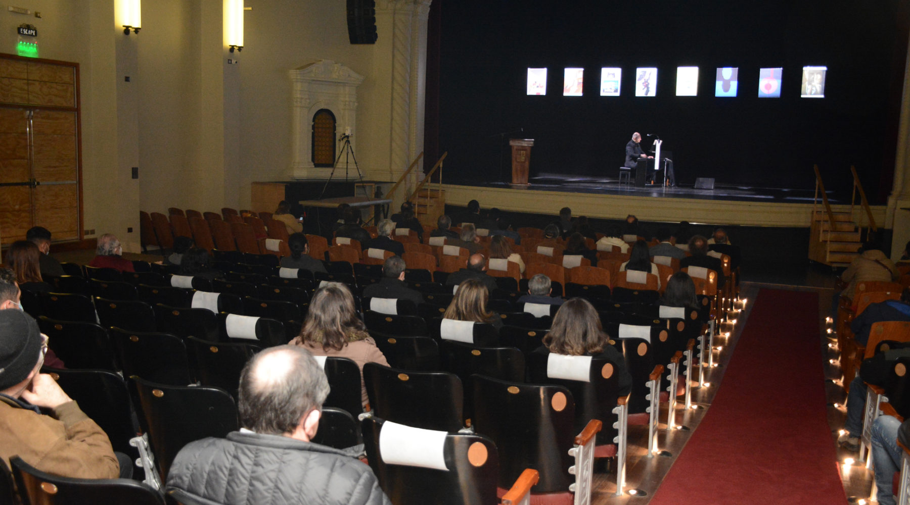 En el Teatro Regional Cervantes se conmemoró el aniversario 27 del Museo de Arte Contemporáneo UACh