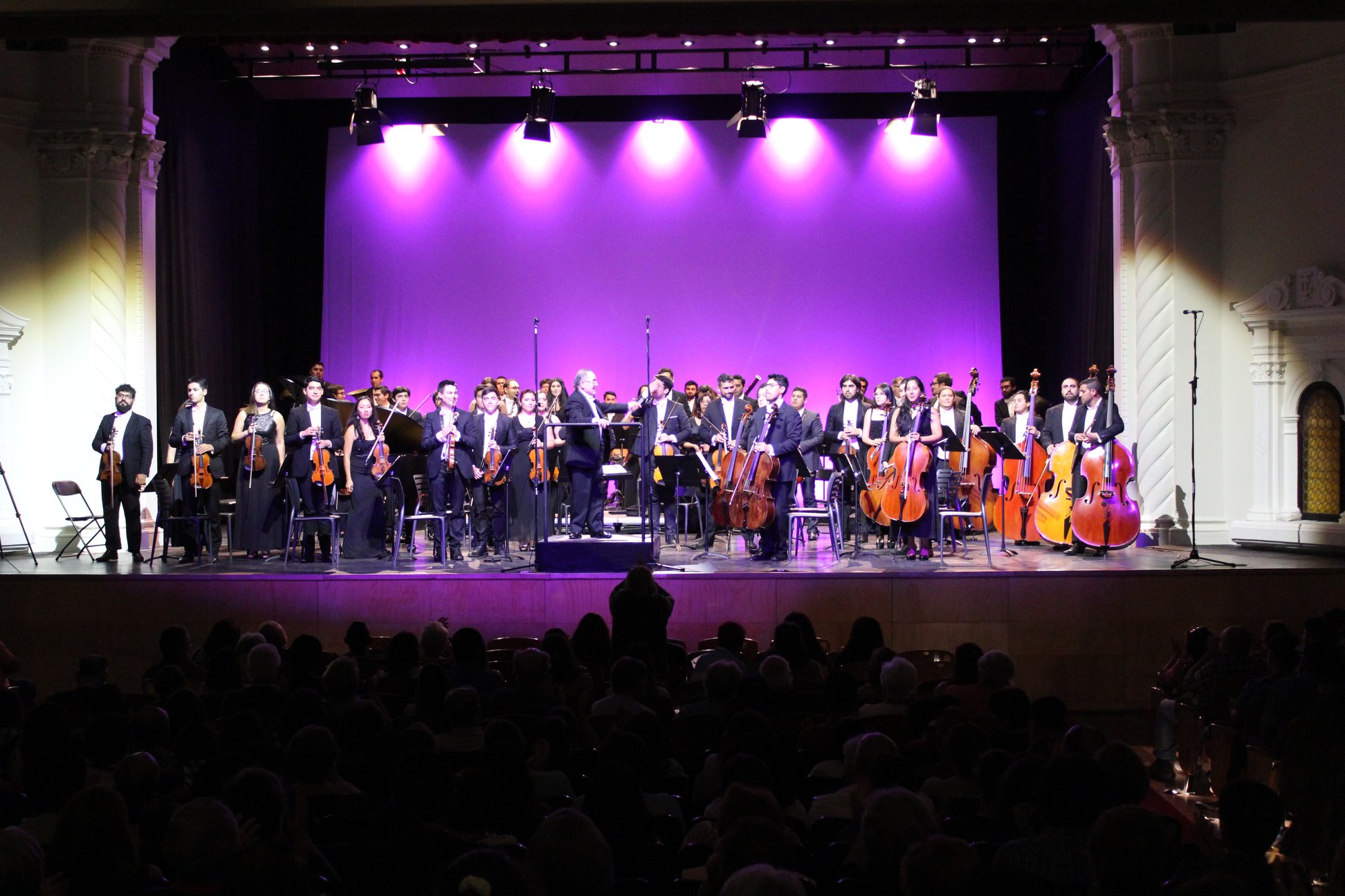 Orquesta Filarmónica de Los Ríos se presentará hoy en el Teatro Regional Cervantes para celebrar sus 15 años de vida