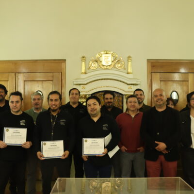 Técnicos del Teatro Regional Cervantes recibieron importante certificación