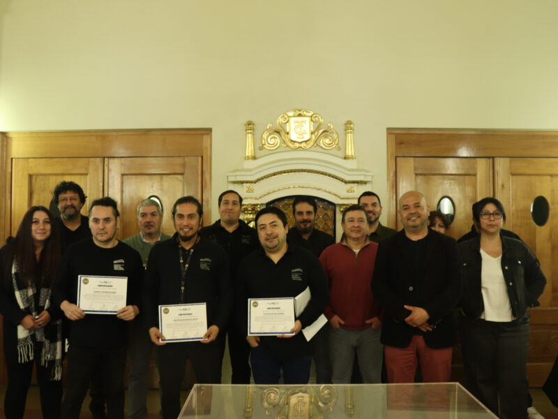 Técnicos del Teatro Regional Cervantes recibieron importante certificación